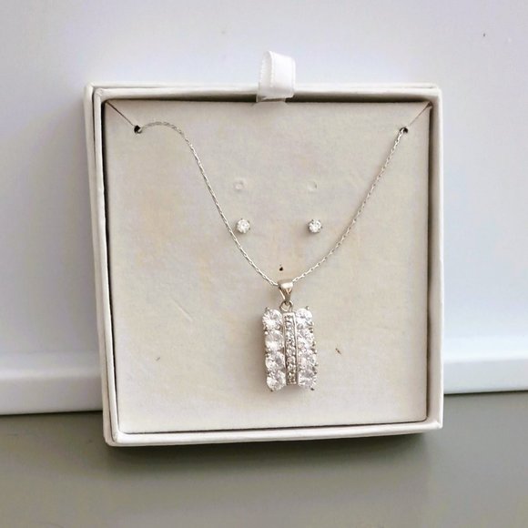 Carol Dauplaise Necklace Earring Set Silver Tone Cubic Zirconia - Picture 3 of 7